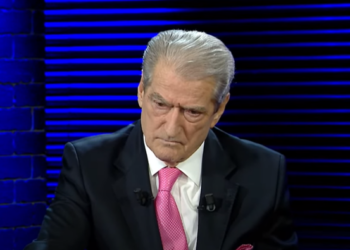 Berisha: Rama dhe Vuçiç, kryeministra të lidhur me krimin