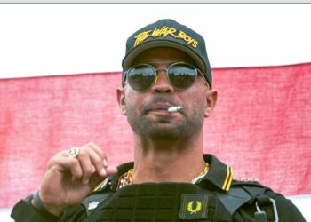 Sulmi i 6 janarit, ish-udhëheqësi i “Proud Boys” dënohet 22 vjet burg