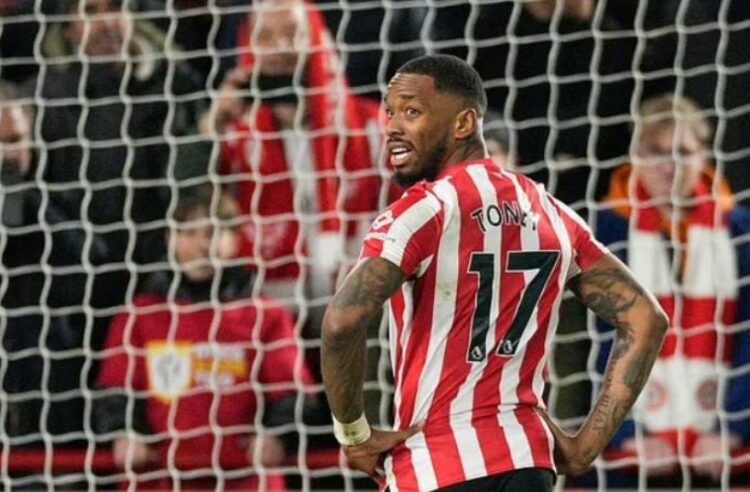 Arsenali kërkon sulmuesin e dënuar për baste