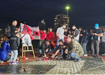 U vra nga terroristët serb, nderohet në Tiranë dëshmori Bunjaku