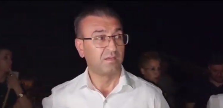 Flakët jashtë kontrollit, Prefekti: Kemi vështirësi në…