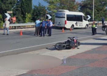 Përplasje e fortë, aksidentohen turistët në Pogradec