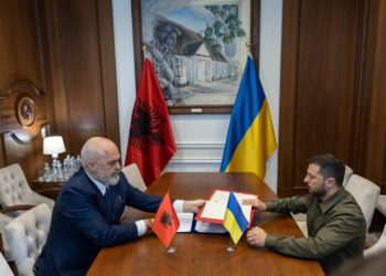 Rama nuk pyet për Rusinë, dhëmbë për dhëmbë me ta