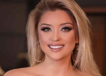 Alketa Vejsiu mahnit me linjat nga Maldive, noton me peshkaqenë…