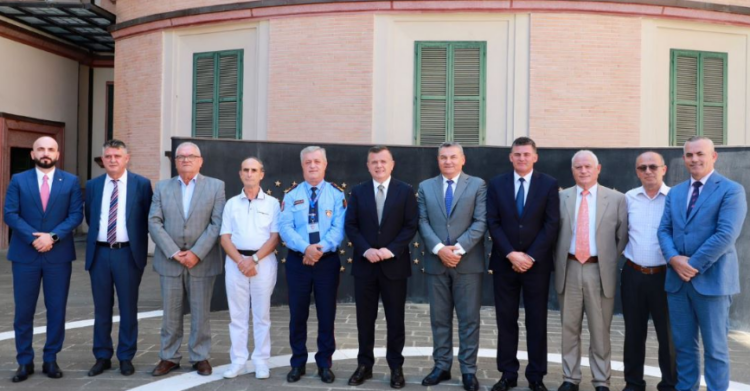 Siguria në shkolla, Balla: Të aktivizojmë rrjetin e “spiunëve” pa pagesë