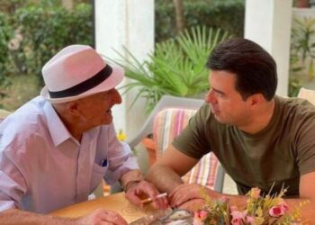 “Kunj” Berishës/ Basha viziton familjen e ish…