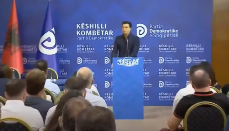 Mbyllet votimi në këshillin e PD, zgjidhen sekretari dhe nënkryetarët