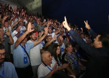 Kuvendi i PD-së së Bashës, ja deputetët e pranishëm (FOTO)