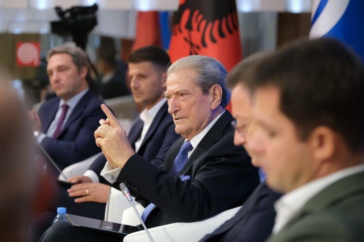 “Beleri”/ Berisha akuza Ramës: Po bën betejë për t’i marrë mandatin