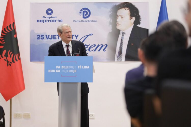 Berisha: Të ngrihemi me forcë, për të shpëtuar nga pushtimi i egër