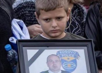 Gazetari rrënqeth me deklaratën: Takova djalin 10 vjeçar të Afrimit