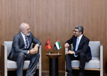 Rama takon ministrin e Jashtëm të Emirateve të Bashkuara Arabe