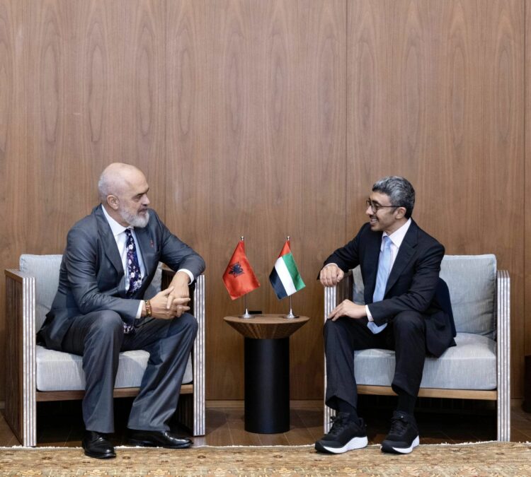 Rama takon ministrin e Jashtëm të Emirateve të Bashkuara Arabe