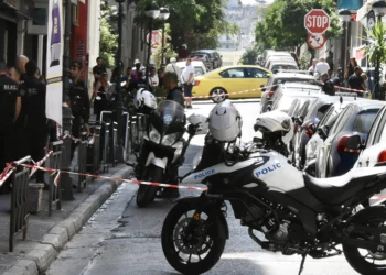 Vritet me armë zjarri një 40-vjeçar shqiptar në Greqi (FOTO)
