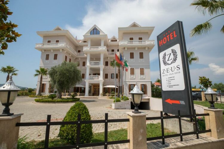 “Plumbi i Artë”, hotel “Zeusi” dhe 30 pasuri të Elvin Merlikës në sekuestro