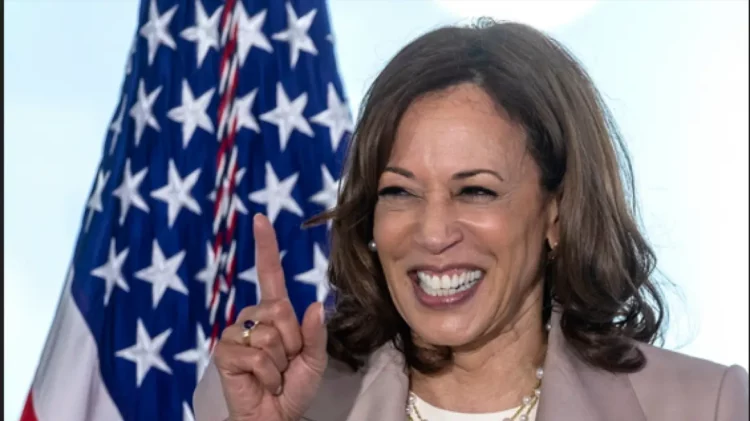 Shqetësimet për Biden, Kamala Harris e gatshme të marrë drejtimin