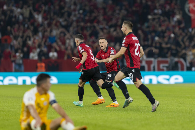 Sylvinho zbardh listën e lojtarëve për sfidat me Çekinë dhe Poloninë