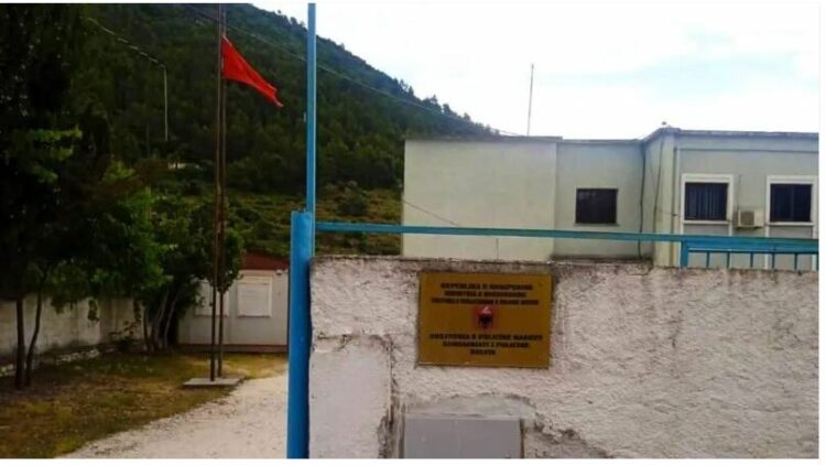 Delvina u mbush me klandestinë, shkarkohet shefi i komisariatit
