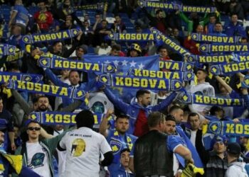 Çmendet tregu i zi në Kosovë, 500 euro bileta për ndeshjen me Zvicrën