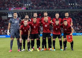 Kurti uron kuqezinjtë: Të përbashkuar me një qëllim, kualifikimin…