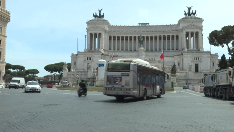 Italia dënon piraterinë në TV, gjobë kush vjedh të drejtat e autorit