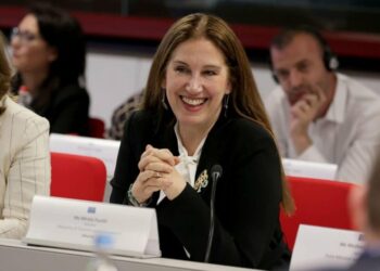 Statistikat e turizmit: Ti dukesh nga kafka që je shqiptar!