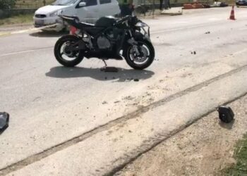 Aksident në aksin Korçë-Maliq, kamionçina përplaset me motorin