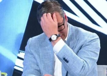 Vuçiç: Orën që mbaj në dorë do ia dhuroj një fëmije në Kosovë