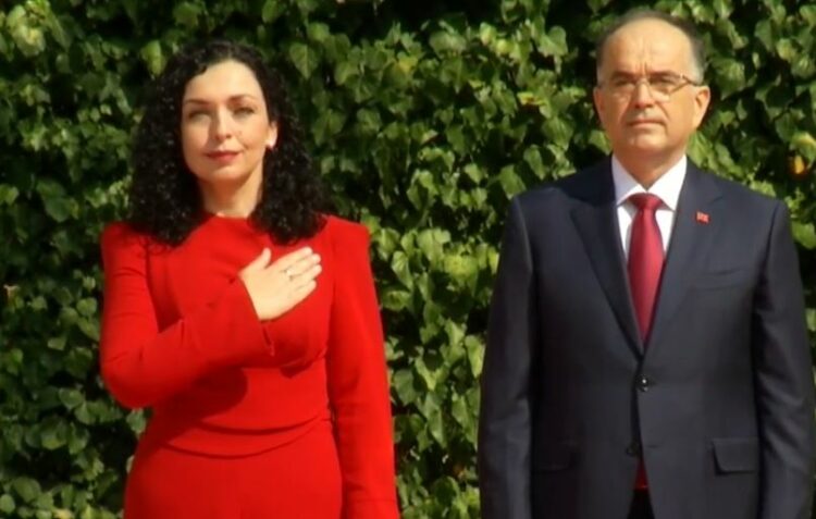 Osmani mbërrin në Presidencë pritet me ceremoni zyrtare nga Begaj