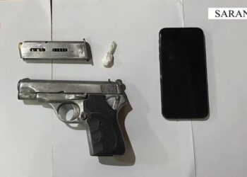 Kapet me pistoletë në banesë, arrestohet 18-vjeçari