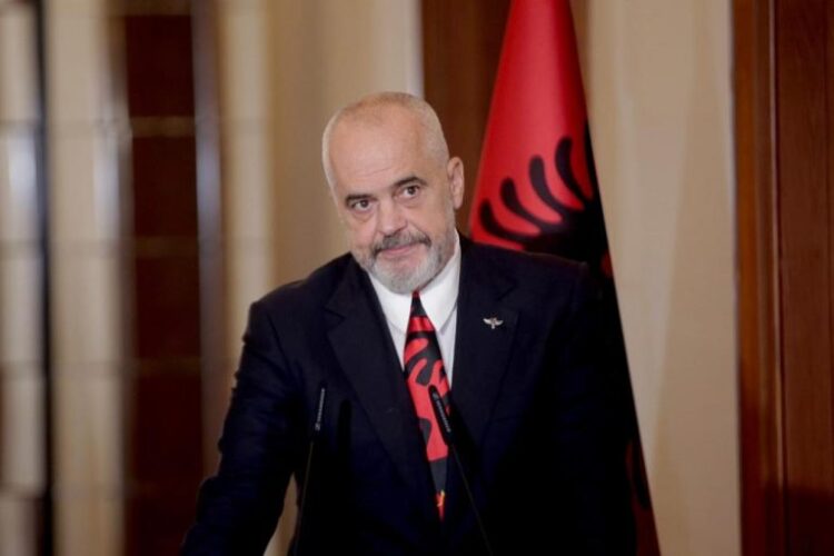 Trupat serbe afër kufirit, Rama: Thirrje për përgjegjësi e maturi