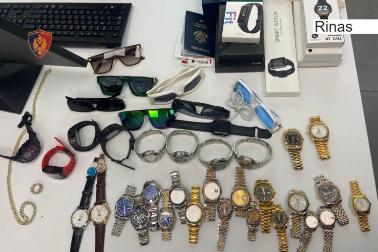 Arrestohet amerikani në Rinas, u kap duke kontrabanduar