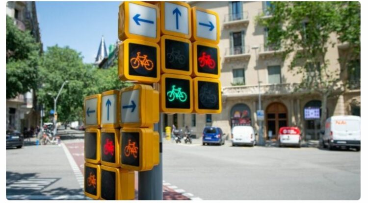 Semaforë me 16 ekrane në Barcelonë