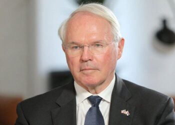 Ambasada e SHBA-së në Beograd shpërndan njoftimin e Blinken