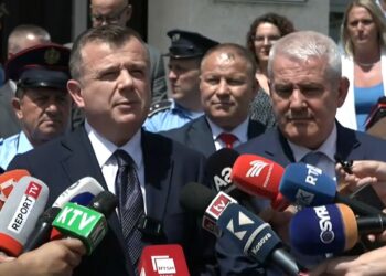 Sulmi në Veri, Balla bisedë telefonike me homologun Sveçla