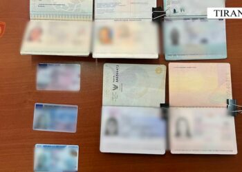 Trafikonte irlandezen për prostitucion, suedezi arrestohet në Rinas