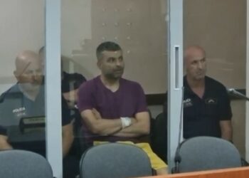 Plagosi efektivin e “Shqiponjave”, burg për Klered Bozhanajn