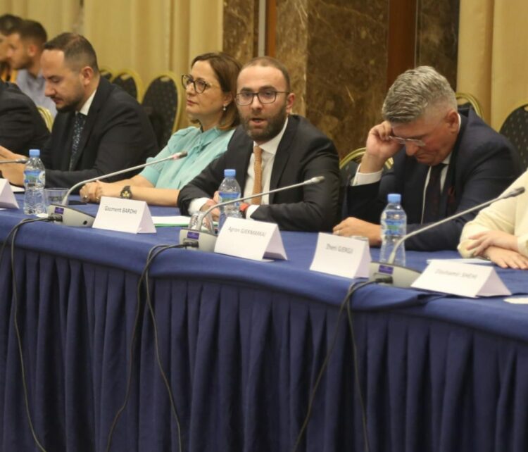 Takimi i PD dhe aleatëve, zbardhen kërkesat: Komisione hetimore…