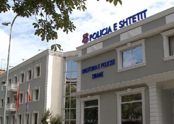 Të shtëna me armë zjarri në Tiranë, autori ende në kërkim…