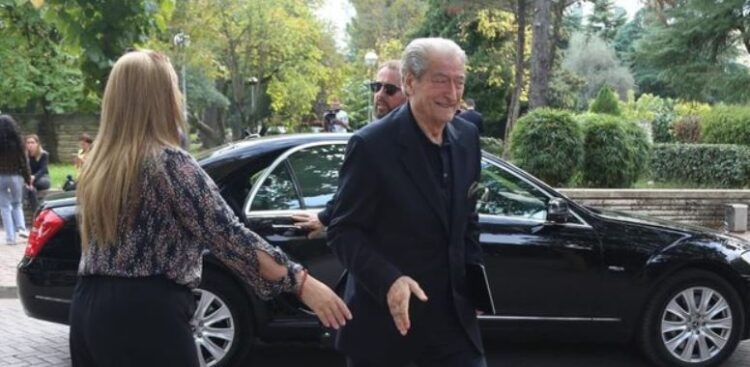 Aksioni opozitar/ Grupi i Berishës dhe Bardhit mblidhen në Kryesi