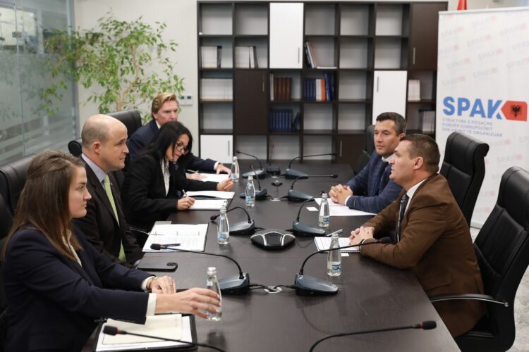 Kërcënimet ndaj dy prokuroreve, reagimi i fortë nga Ambasada e SHBA