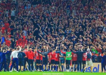 “Tirana na pret”, Plisat gati për spektaklin e radhës në Tiranë