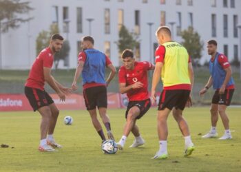 Broja mungon në stërvitje, Bare i diferencuar, vjen Gjasula