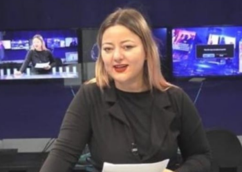 Skandal/ Sulmohet gazetarja shqiptare nga televizioni. Kur*ë