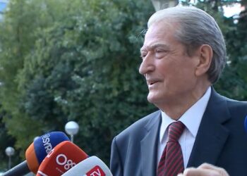 Berisha: Mos ta menderosim Kushtetutën, do shkoj në Gjykatë kur…