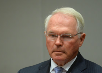 Ambasadorët e SHBA dhe BE zbarkojnë në kufirin Serbi-Kosovë, çfarë po ndodh…