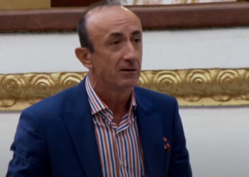 “Kurrë mos u ngopshi!”, Sula shpërthen ndaj deputetëve socialistë