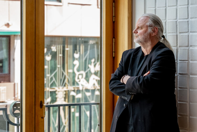 Kush është shkrimtari Jon Fosse, që fitoi “Nobelin” në Letërsi?