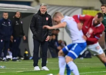 Shkarkimi i trajnerit?! Plas tek Çekia, kapiteni kundër federatës