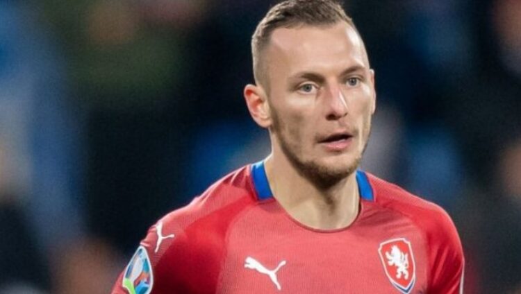 Coufal i jep “zemër” Çekisë: Të fitojmë në “Air Albania”